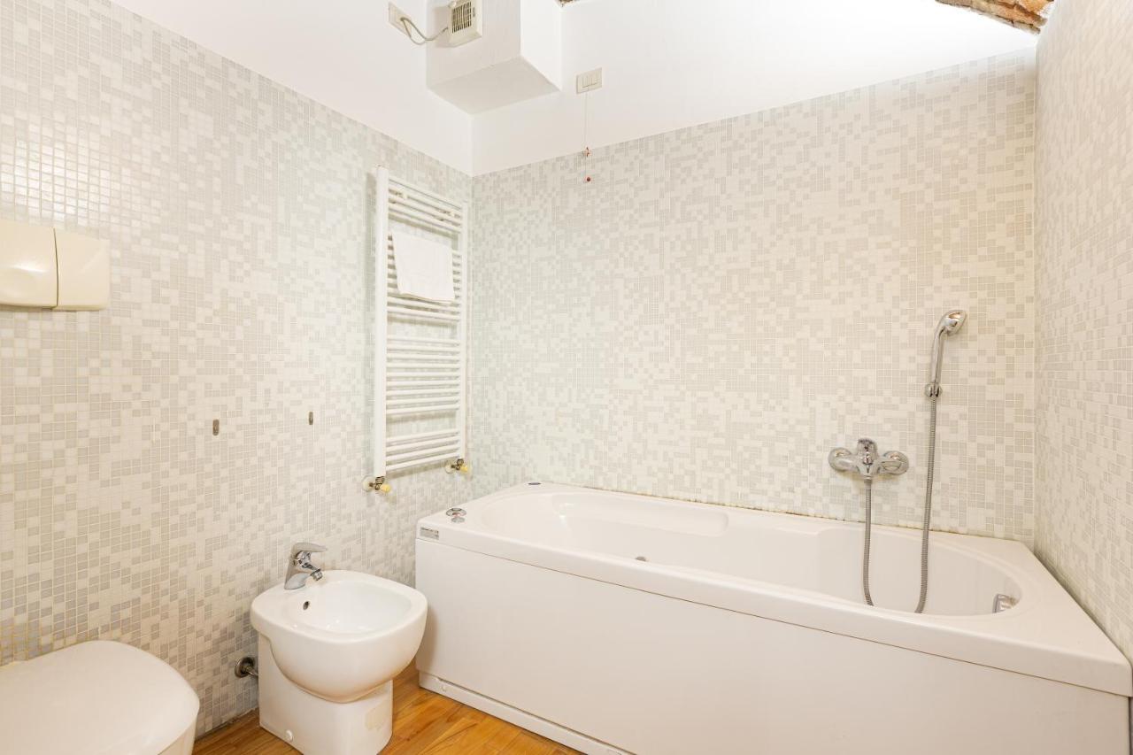 Sant'Ambrogio Design Apartment Milano Esterno foto